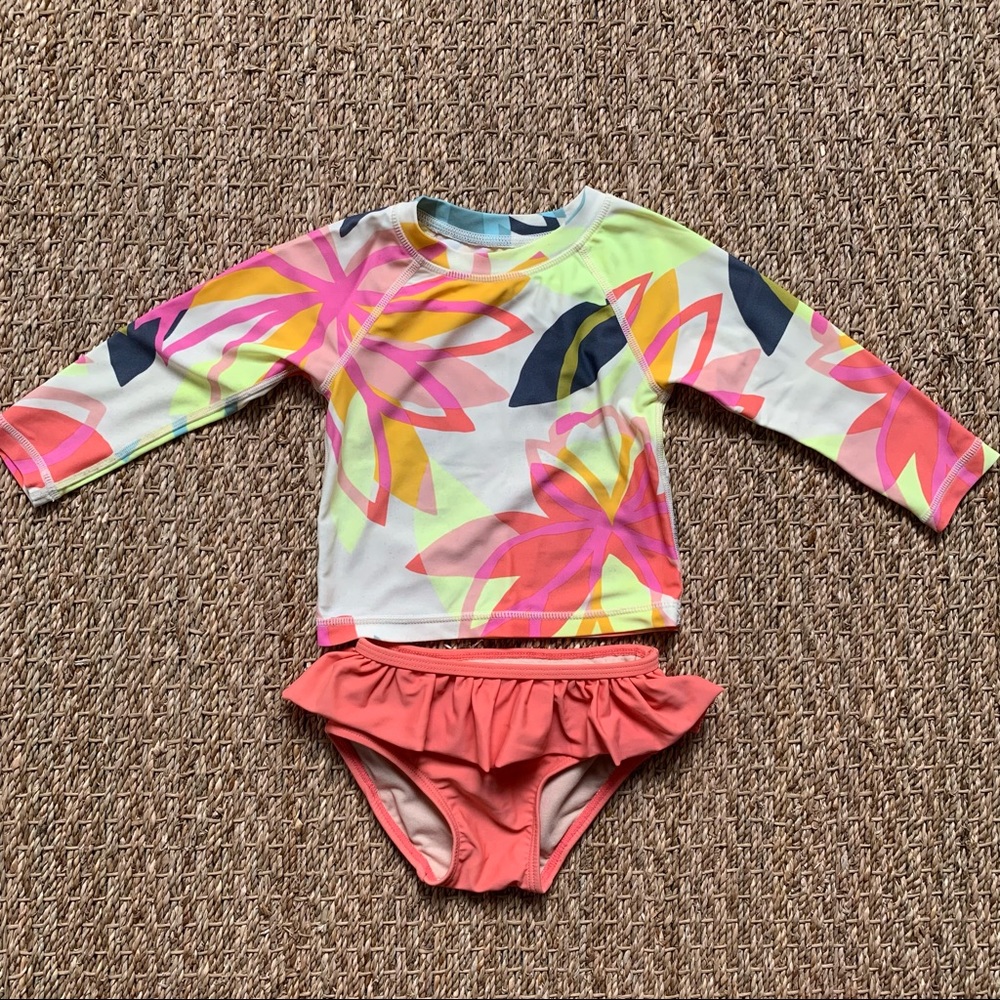 Tea Collection 2-piece swim set 12-18 mos.